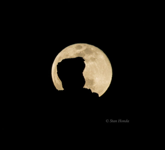 Moonrise, rock, Fajada Butte, Mar. 23, 8:23 pm