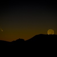 Comet PanSTARRS, night sky photography, astrophoto, Very Large Array, New Mexico